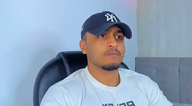 Mateo Reales online show from March 2025 05:27:01 AM