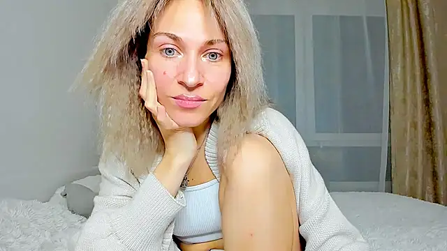 Mona Cruz online show from March 2025 09:05:02 PM