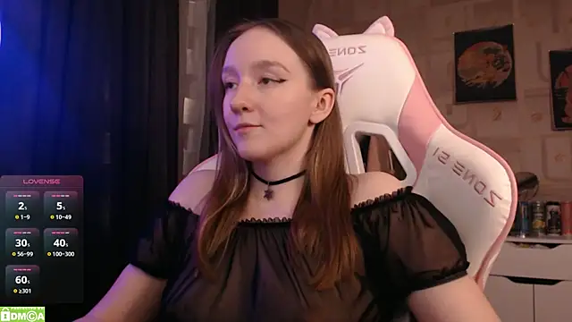 MoonlishSiren online show from March 2025 09:31:02 PM