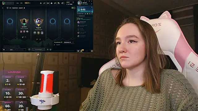 MoonlishSiren online show from February 2026 09:27:02 PM