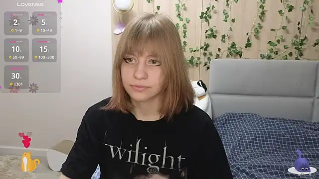 HermioneHHH online show from March 2025 06:58:01 PM