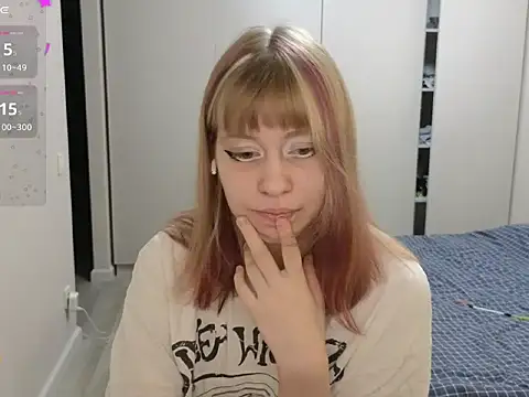 HermioneHHH online show from October 2025 05:32:01 PM