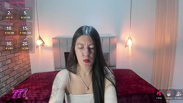 Snapshot of LiaCooper_ chatting on June 2026 12:29:01 PM LiaCooper online show from June 2026 12:29:01 PM