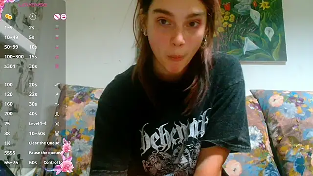 Snapshot of Sophie_Bell chatting on December 2024 10:16:02 PM Sophie Bell online show from December 2024 10:16:02 PM