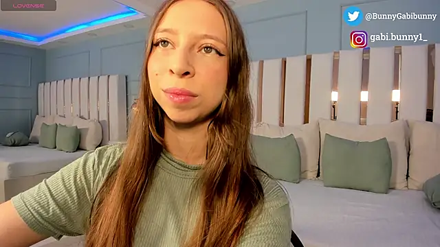 gabi bunny online show from June 2026 05:11:02 PM