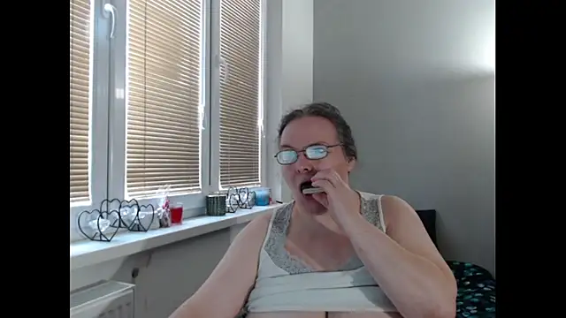 Snapshot of Sweetboobs chatting on March 2025 11:08:01 AM Sweetboobs online show from March 2025 11:08:01 AM