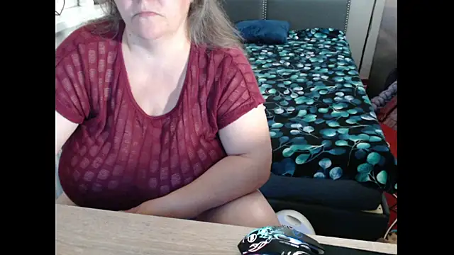 Snapshot of Sweetboobs chatting on September 2025 07:30:01 PM Sweetboobs online show from September 2025 07:30:01 PM