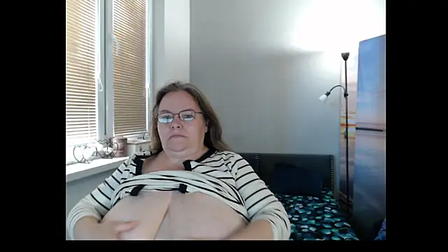 Sweetboobs online show from June 2026 05:00:01 AM