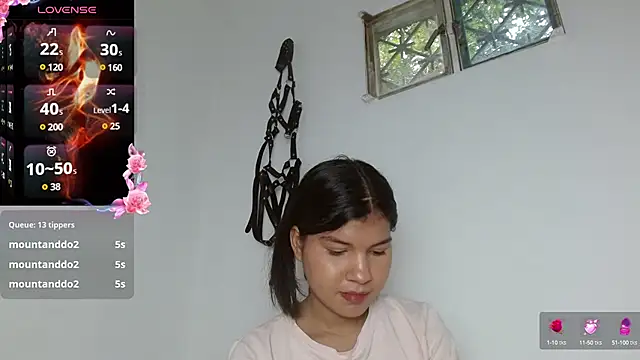 Snapshot of SophiaMeyerst chatting on February 2025 05:30:01 PM SophiaMeyerst online show from February 2025 05:30:01 PM