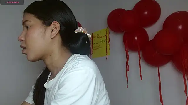 Snapshot of SophiaMeyerst chatting on February 2025 02:57:02 PM SophiaMeyerst online show from February 2025 02:57:02 PM