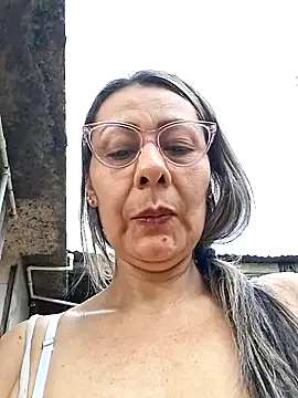 Mia-funny20 online show from June 2026 09:25:02 PM