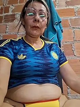 Mia-funny20 online show from June 2026 08:21:01 PM