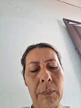 Mia-funny20 online show from June 2026 02:10:02 PM
