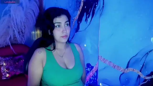 Snapshot of emma__cute__ chatting on September 2025 11:32:01 AM emma cute online show from September 2025 11:32:01 AM