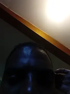 Snapshot of blackman933z chatting on November 2025 02:41:01 PM blackman933z online show from November 2025 02:41:01 PM