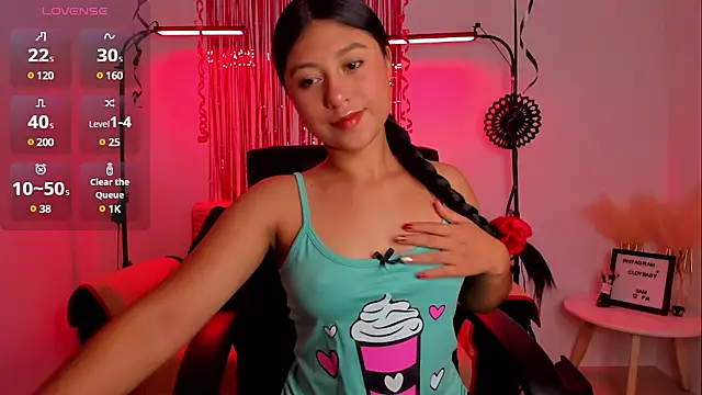 Snapshot of cloy_baby__ chatting on December 2024 10:34:02 AM cloy baby online show from December 2024 10:34:02 AM