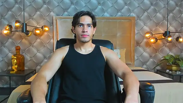 TylerLions online show from February 2025 05:26:01 AM