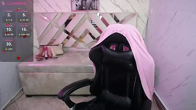 Paula b  online show from September 2025 12:41:01 PM