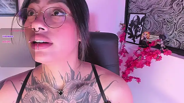 Akari1 Mischief online show from June 2026 10:12:02 PM