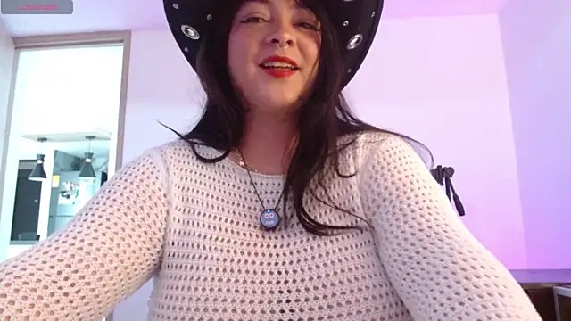 Layna cold online show from April 2026 05:10:02 PM