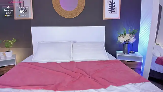 VioletPaket online show from May 2026 01:16:01 PM