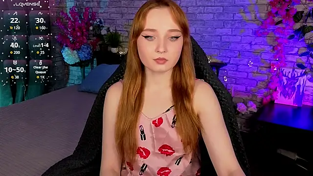 Emma Chery online show from September 2025 05:51:02 AM