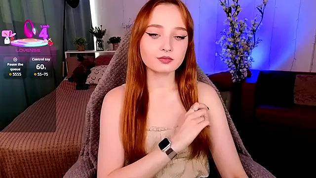 Emma Chery online show from September 2025 05:44:02 AM