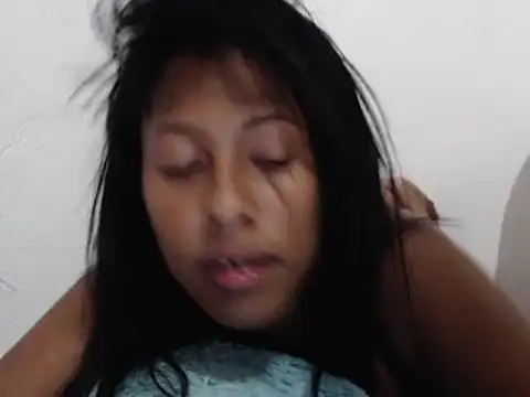 Snapshot of Kitra_New chatting on December 2024 03:38:02 AM Kitra New online show from December 2024 03:38:02 AM