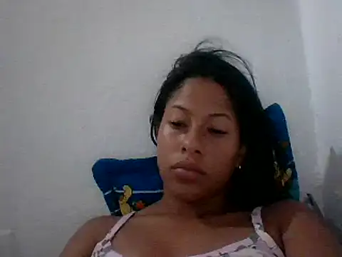 Snapshot of Kitra_New chatting on December 2024 08:22:02 AM Kitra New online show from December 2024 08:22:02 AM