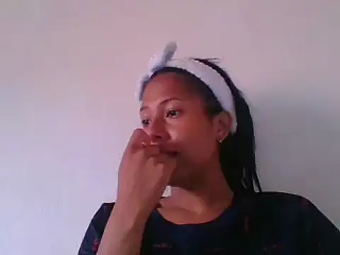 Snapshot of Kitra_New chatting on December 2024 08:58:02 PM Kitra New online show from December 2024 08:58:02 PM