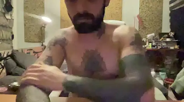 kameray12 online show from February 2025 10:53:02 PM