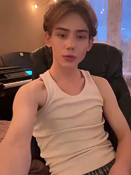 Snapshot of Ohnosashaa chatting on October 2025 03:01:02 PM Ohnosashaa online show from October 2025 03:01:02 PM