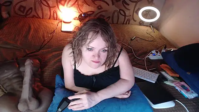 MiniNatalie online show from January 2025 11:45:02 PM