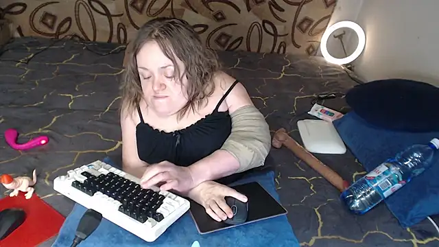 MiniNatalie online show from February 2025 01:44:01 PM