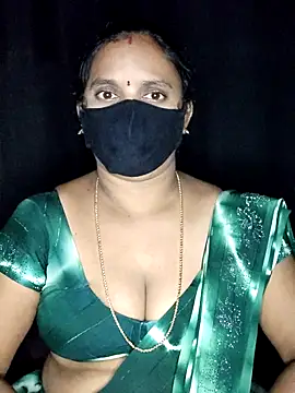 vintage-vibs online show from October 2025 05:46:02 PM