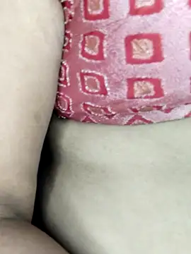 vintage-vibs online show from December 2025 07:00:01 PM