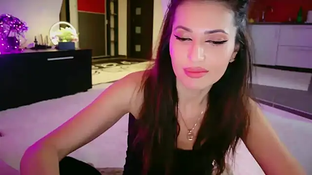 Snapshot of MissSmiley26 chatting on February 2026 10:05:02 PM MissSmiley26 online show from February 2026 10:05:02 PM