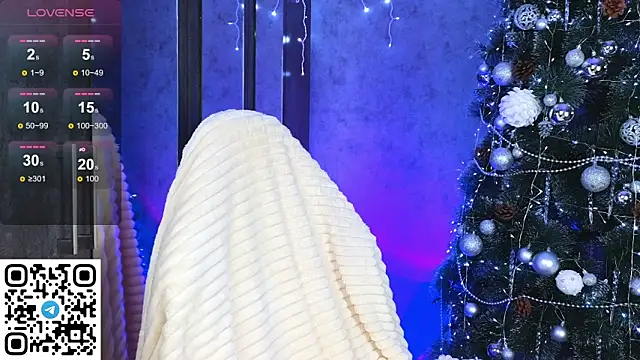 Snapshot of OliviaShepard chatting on December 2024 04:01:02 AM OliviaShepard online show from December 2024 04:01:02 AM