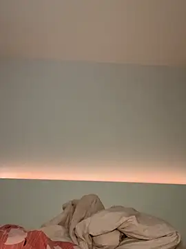 Snapshot of Mia-Minou chatting on March 2026 09:37:01 AM Mia-Minou online show from March 2026 09:37:01 AM