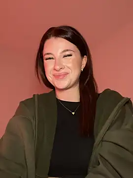 Snapshot of Mia-Minou chatting on March 2026 09:29:02 PM Mia-Minou online show from March 2026 09:29:02 PM