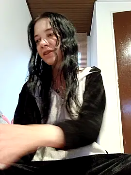 Isabella 21x online show from April 2026 11:41:02 AM