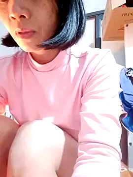 Snapshot of Aninyin22 chatting on January 2025 01:44:02 PM Aninyin22 online show from January 2025 01:44:02 PM