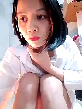 Snapshot of Aninyin22 chatting on January 2025 07:04:01 AM Aninyin22 online show from January 2025 07:04:01 AM