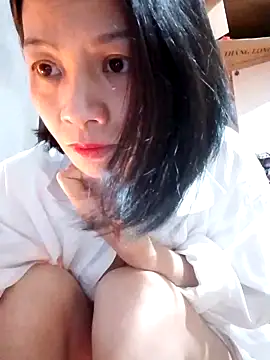 Snapshot of Aninyin22 chatting on January 2025 03:52:01 AM Aninyin22 online show from January 2025 03:52:01 AM