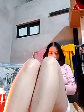 Snapshot of Aninyin22 chatting on February 2025 05:29:02 AM Aninyin22 online show from February 2025 05:29:02 AM