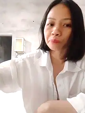 Snapshot of Aninyin22 chatting on February 2025 06:40:01 AM Aninyin22 online show from February 2025 06:40:01 AM