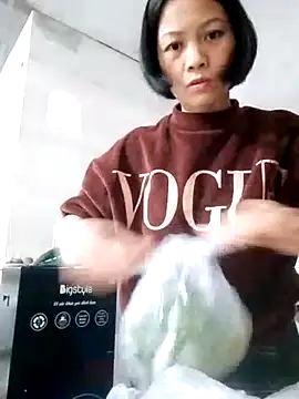 Snapshot of Aninyin22 chatting on February 2025 02:40:01 AM Aninyin22 online show from February 2025 02:40:01 AM