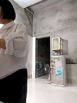 Snapshot of Aninyin22 chatting on February 2025 06:51:01 AM Aninyin22 online show from February 2025 06:51:01 AM