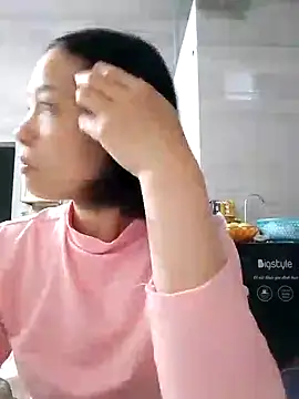 Snapshot of Aninyin22 chatting on February 2025 11:59:02 PM Aninyin22 online show from February 2025 11:59:02 PM