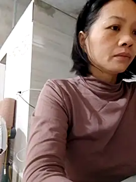 Snapshot of Aninyin22 chatting on November 2025 12:21:01 AM Aninyin22 online show from November 2025 12:21:01 AM